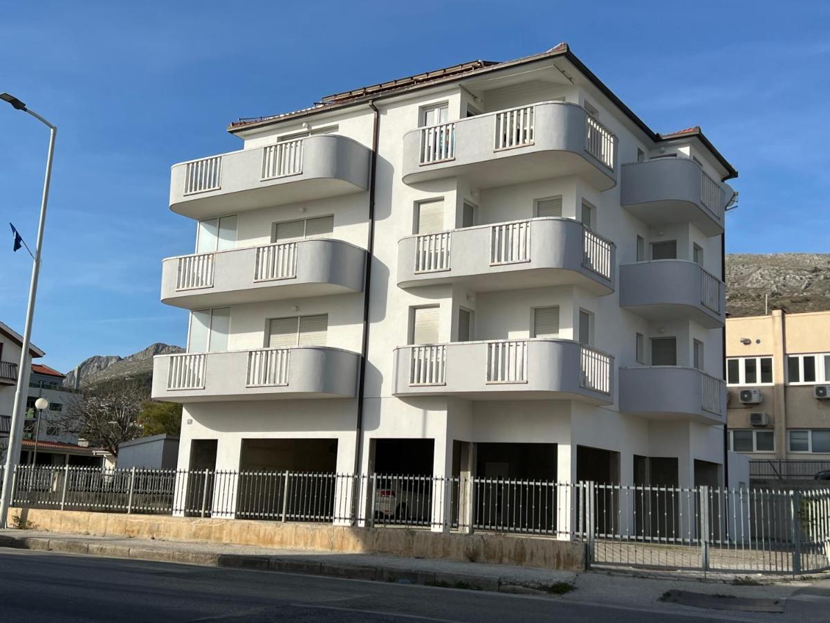 Apartments Lucia Podstrana Buitenkant foto