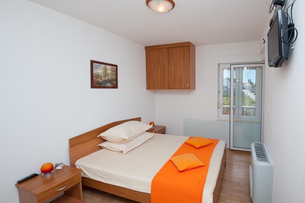 Apartments Lucia Podstrana Buitenkant foto
