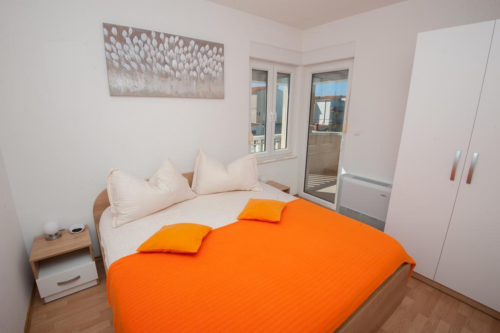 Apartments Lucia Podstrana Buitenkant foto