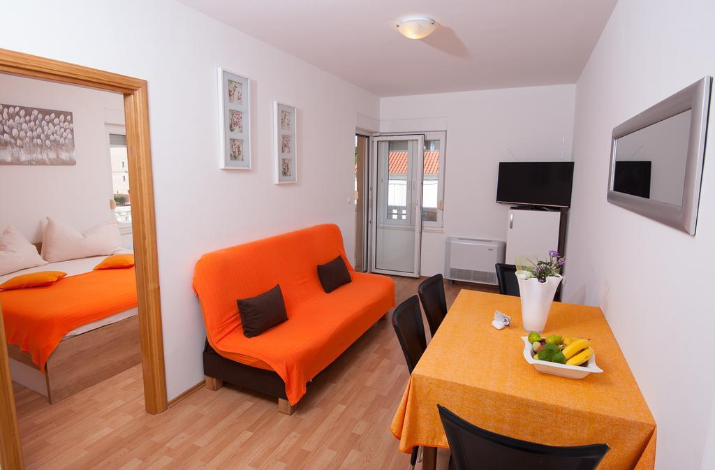 Apartments Lucia Podstrana Buitenkant foto